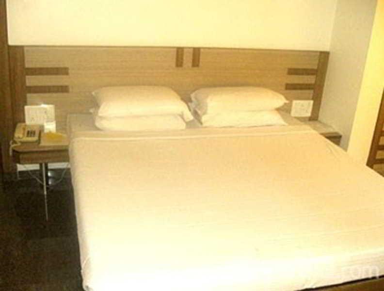 The President Hotel Shivajinagar Πούνε Εξωτερικό φωτογραφία
